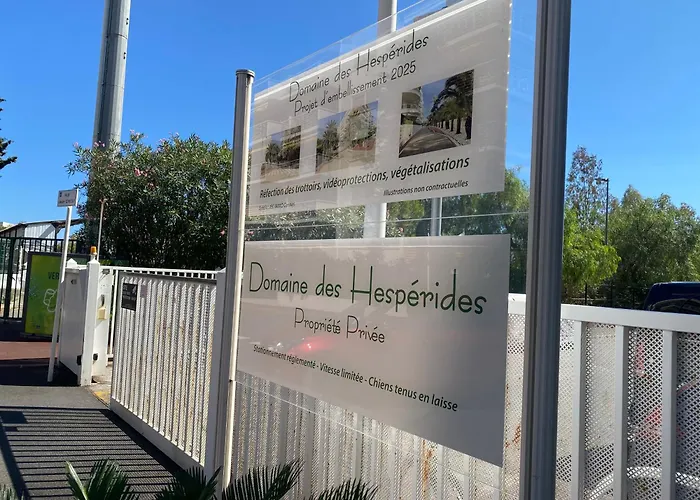 Croisette &palm Beach,parking Cannes